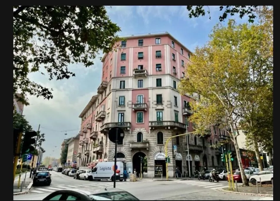 Two-Room Apartment - 10 Min Walk From Isola contacts